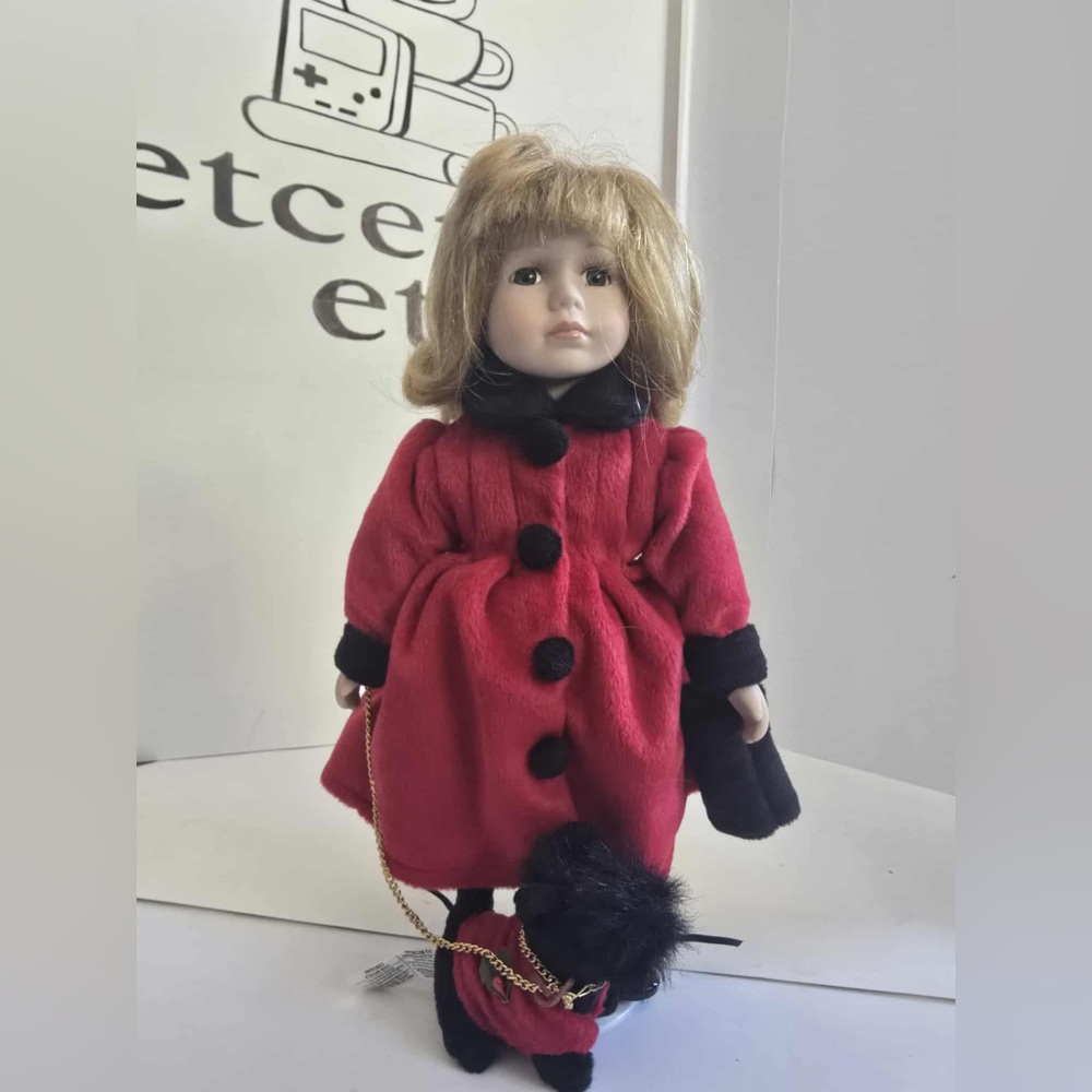 Avon 2000 Special Memories Holiday Porcelain Doll Blanche Scottie Dog Red/Black